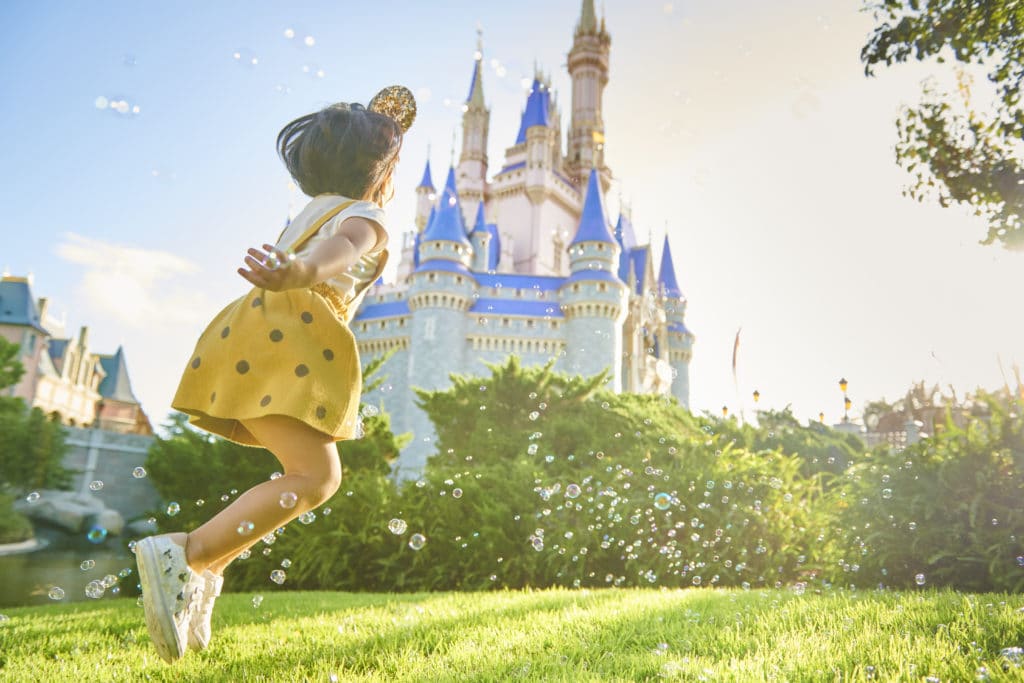 Save Up to $500 on a 5-Night Stay at Select Disney Resort Hotels in Spring and Early Summer 2022